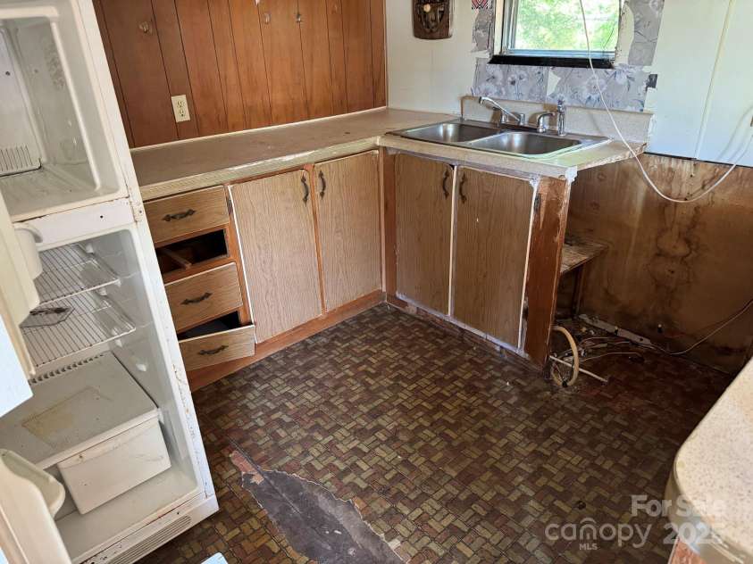 1029 Sullivan Street, Wadesboro, NC 28170.  MLS# CAR4253985, YatesRealty ID 19235. 