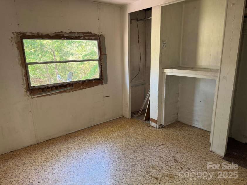 1029 Sullivan Street, Wadesboro, NC 28170.  MLS# CAR4253985, YatesRealty ID 19235. 