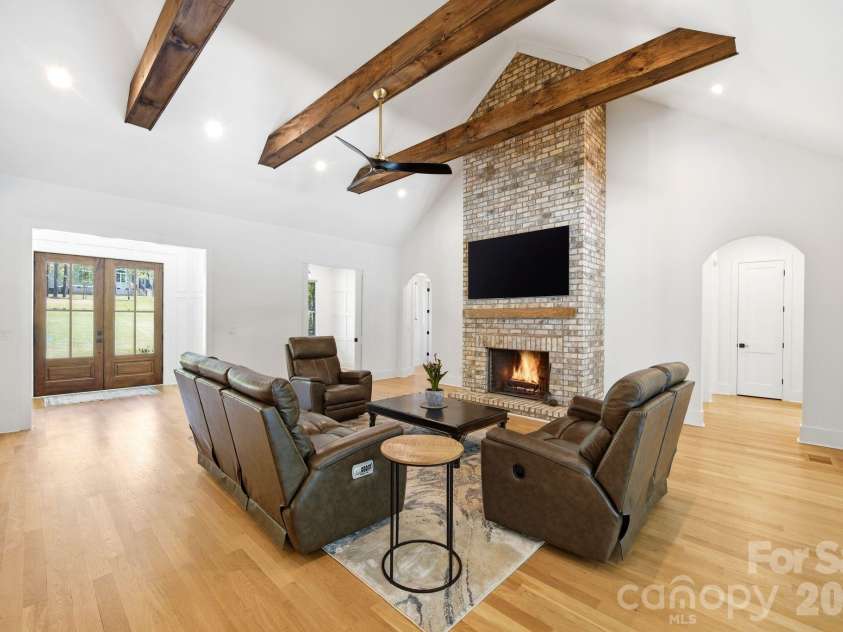 6223 Chimney Bluff Road, Lancaster, SC 29720.  MLS# CAR4376676, YatesRealty ID 19236. 