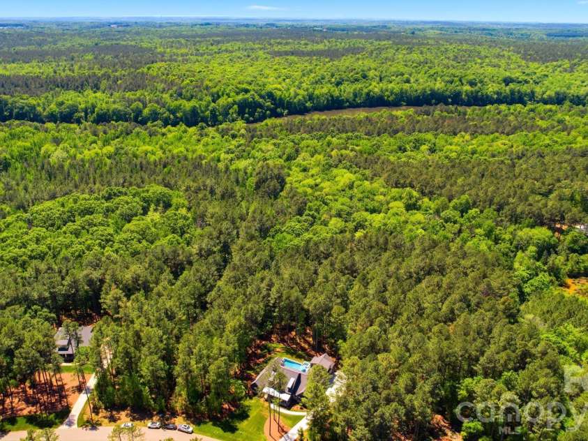 6223 Chimney Bluff Road, Lancaster, SC 29720.  MLS# CAR4376676, YatesRealty ID 19236. 