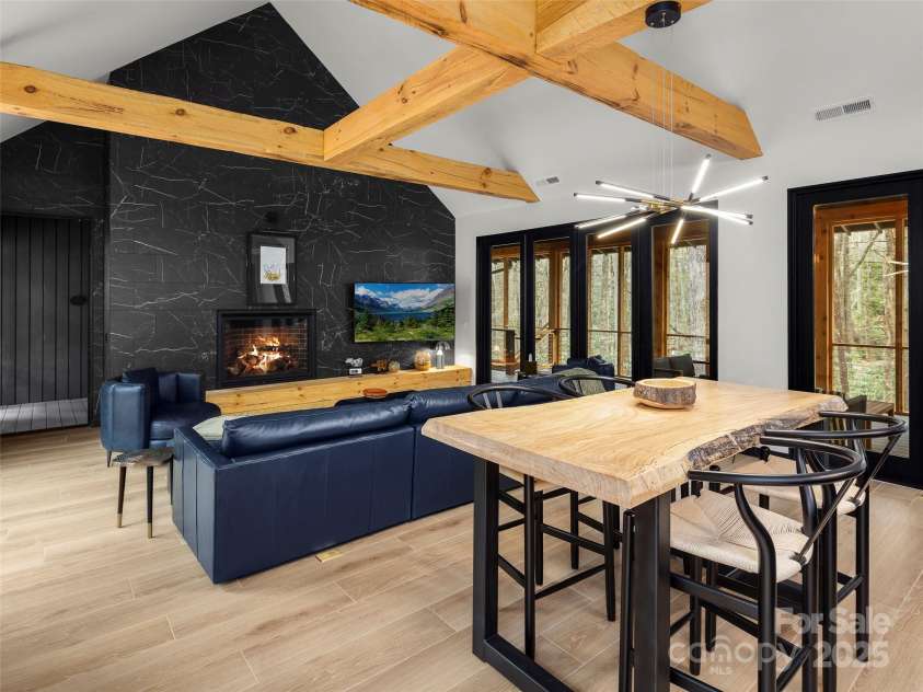 80 Hemlock Circle, Black Mountain, NC 28711.  MLS# CAR4252035, YatesRealty ID 19236. Dining Room/Great Room