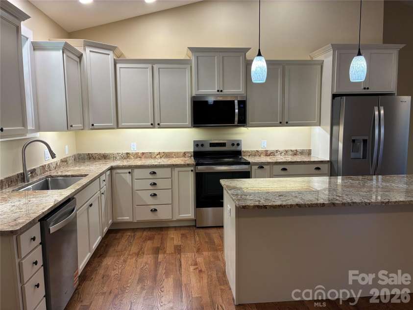 1462 Brightwater Road, Hendersonville, NC 28739.  MLS# CAR4312363, YatesRealty ID 19238. 