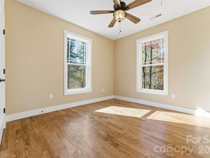 1462 Brightwater Road, Hendersonville, NC 28739.  MLS# CAR4312363, YatesRealty ID 19238. 