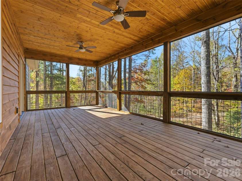 1462 Brightwater Road, Hendersonville, NC 28739.  MLS# CAR4312363, YatesRealty ID 19238. 