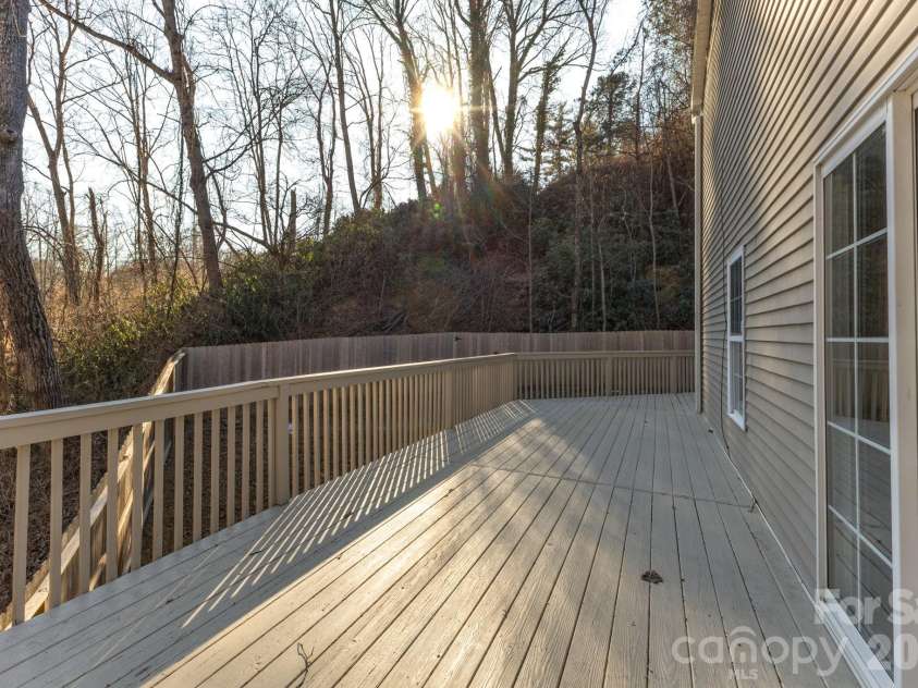 315 Glenn Bridge Road, Arden, NC 28704.  MLS# CAR4343815, YatesRealty ID 19239. 