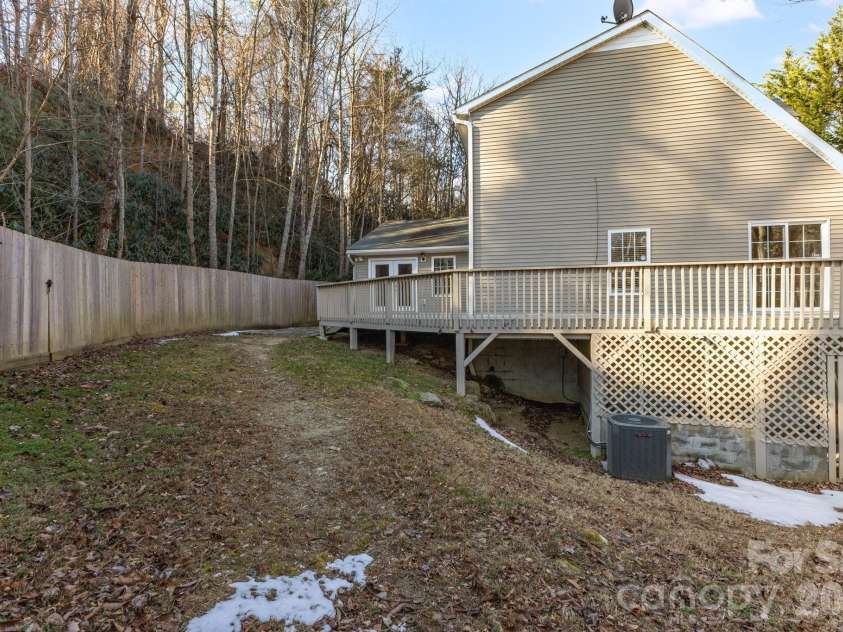 315 Glenn Bridge Road, Arden, NC 28704.  MLS# CAR4343815, YatesRealty ID 19239. 
