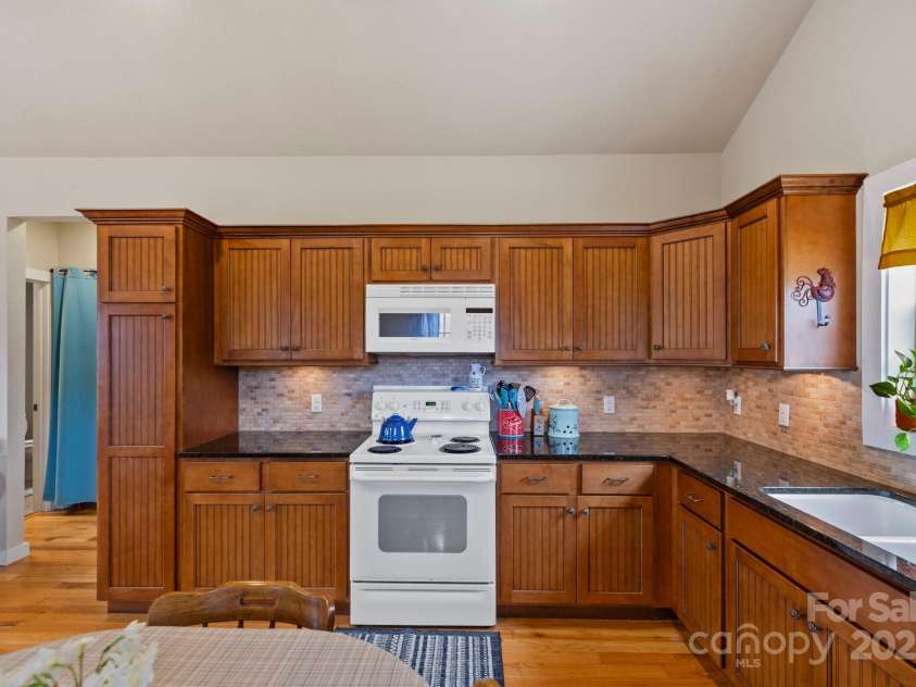 50 Honey Mountain Lane, Lake Toxaway, NC 28747.  MLS# CAR4243898, YatesRealty ID 19239. Beautiful Views overlooking the valley!