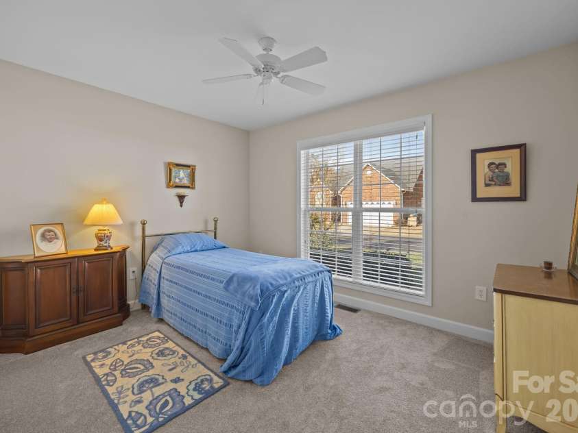 115 Birkdale Drive, Salisbury, NC 28144.  MLS# CAR4334479, YatesRealty ID 1924. 