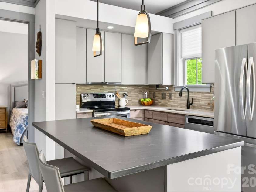 42 Schenck Parkway, Asheville, NC 28803.  MLS# CAR4377508, YatesRealty ID 1924. Matte quartz countertops 