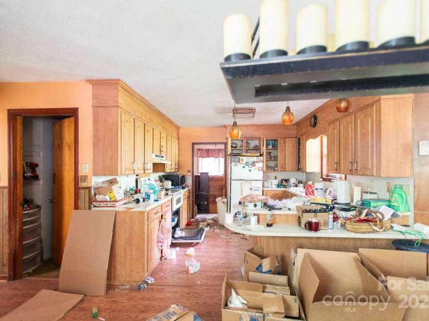 4739 US 23 Highway, Mars Hill, NC 28754.  MLS# CAR4266841, YatesRealty ID 19242. 