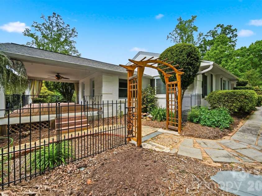 3485 Bridgeford Lane, Newton, NC 28658.  MLS# CAR4371127, YatesRealty ID 19243. 
