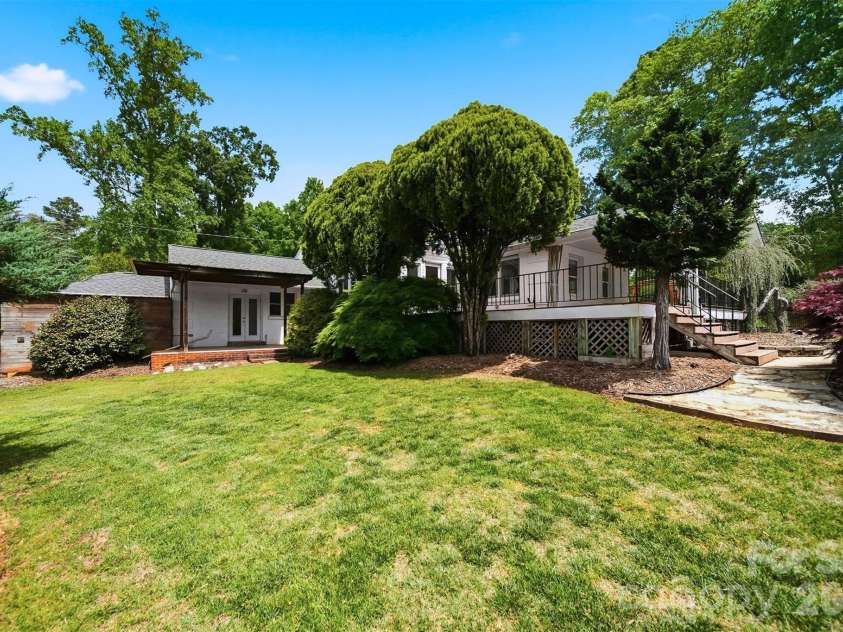 3485 Bridgeford Lane, Newton, NC 28658.  MLS# CAR4371127, YatesRealty ID 19243. 