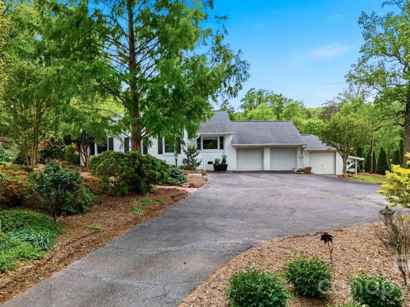 3485 Bridgeford Lane, Newton, NC 28658.  MLS# CAR4371127, YatesRealty ID 19243. 