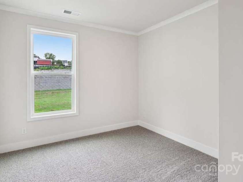 124 Fordingbridge Lane, Mooresville, NC 28115.  MLS# CAR4241204, YatesRealty ID 19244. 