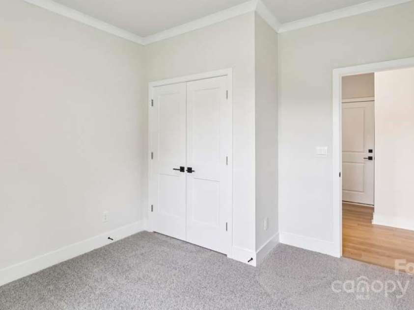 124 Fordingbridge Lane, Mooresville, NC 28115.  MLS# CAR4241204, YatesRealty ID 19244. 