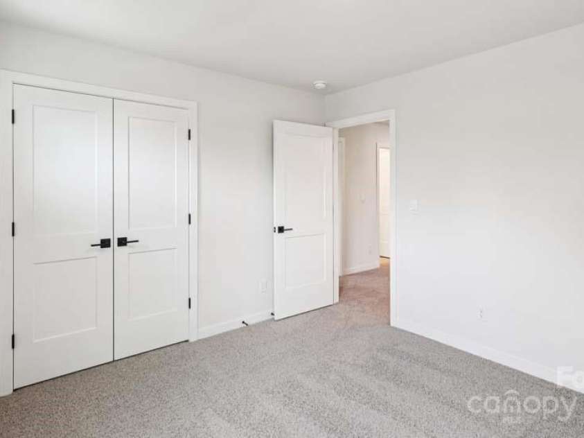 124 Fordingbridge Lane, Mooresville, NC 28115.  MLS# CAR4241204, YatesRealty ID 19244. 