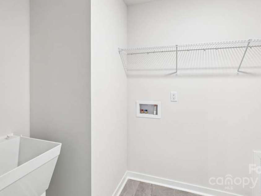 124 Fordingbridge Lane, Mooresville, NC 28115.  MLS# CAR4241204, YatesRealty ID 19244. 