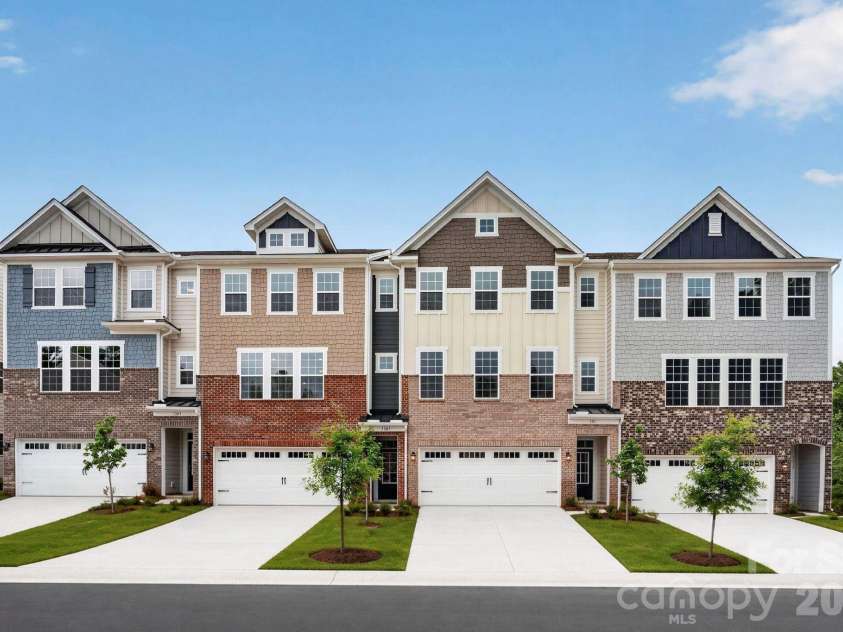 1307 Mary Jane Avenue, Waxhaw, NC 28173.  MLS# CAR4371660, YatesRealty ID 19244. 