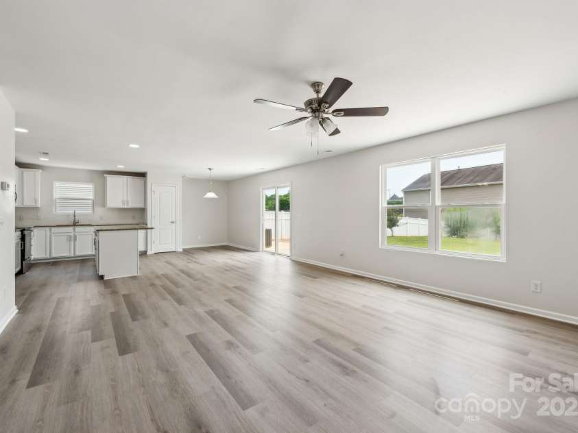 1709 White Willow Avenue, Gastonia, NC 28054.  MLS# CAR4266241, YatesRealty ID 19245. 