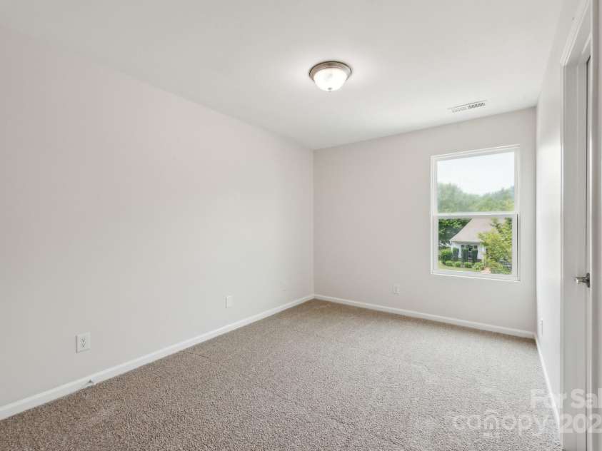 1709 White Willow Avenue, Gastonia, NC 28054.  MLS# CAR4266241, YatesRealty ID 19245. 