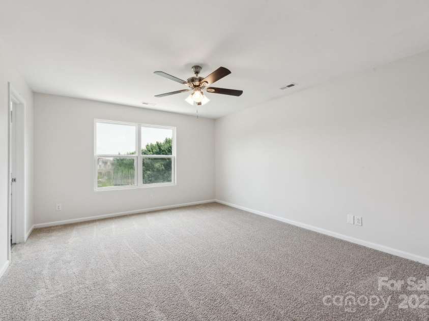 1709 White Willow Avenue, Gastonia, NC 28054.  MLS# CAR4266241, YatesRealty ID 19245. 