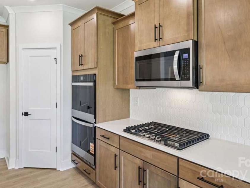 122 Fordingbridge Lane, Mooresville, NC 28115.  MLS# CAR4241390, YatesRealty ID 19246. 