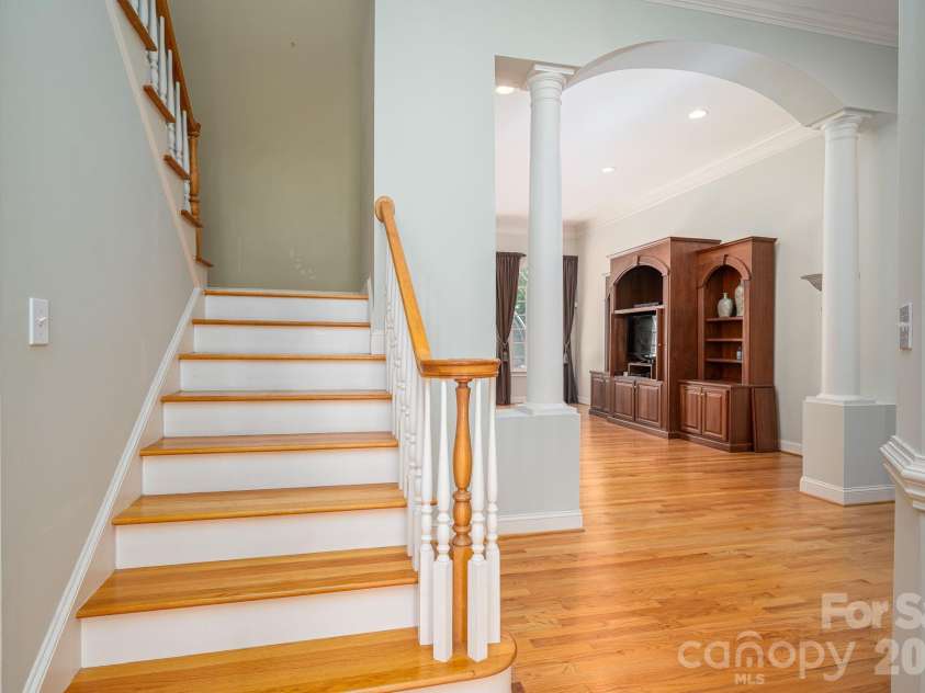 110 Elizabeth Court, Mount Holly, NC 28120.  MLS# CAR4373006, YatesRealty ID 19247. 
