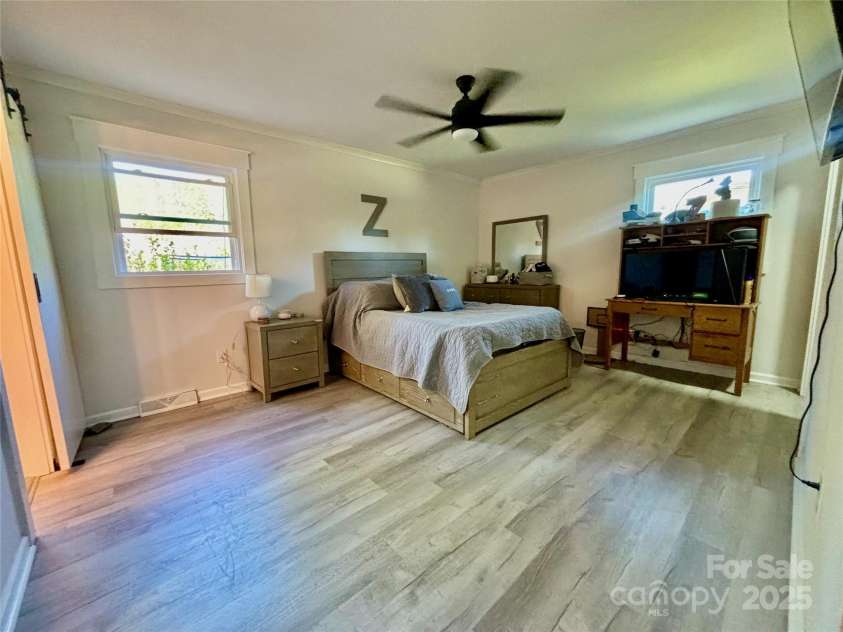 169 Greenbriar Drive, Forest City, NC 28043.  MLS# CAR4243924, YatesRealty ID 19249. 