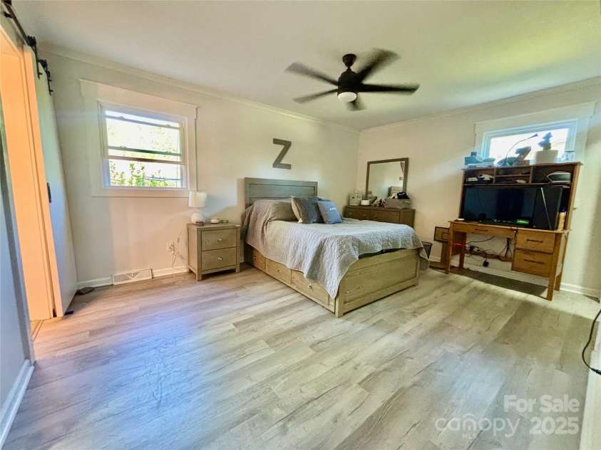 169 Greenbriar Drive, Forest City, NC 28043.  MLS# CAR4243924, YatesRealty ID 19249. 