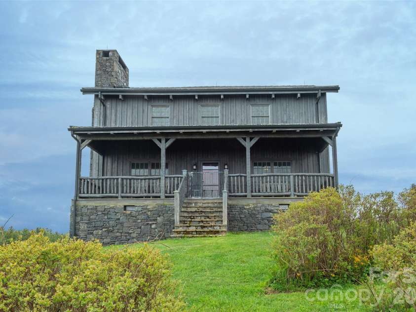 143 Daniel Boone Trail, Burnsville, NC 28714.  MLS# CAR4261449, YatesRealty ID 1925. Straight out of an Andrew Wyeth painting