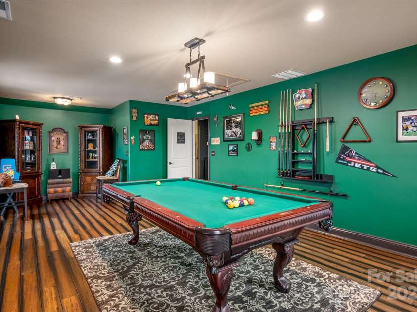 15309 Guthrie Drive, Huntersville, NC 28078.  MLS# CAR4223005, YatesRealty ID 1925. Billiards/Rec Room