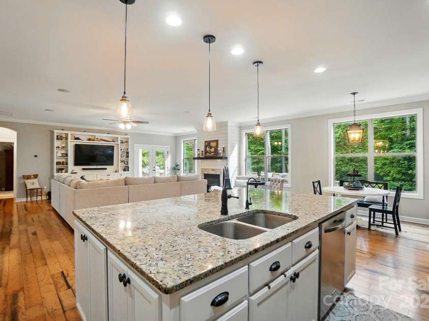 110 St Sophia Court, Mooresville, NC 28117.  MLS# CAR4266279, YatesRealty ID 19251. 