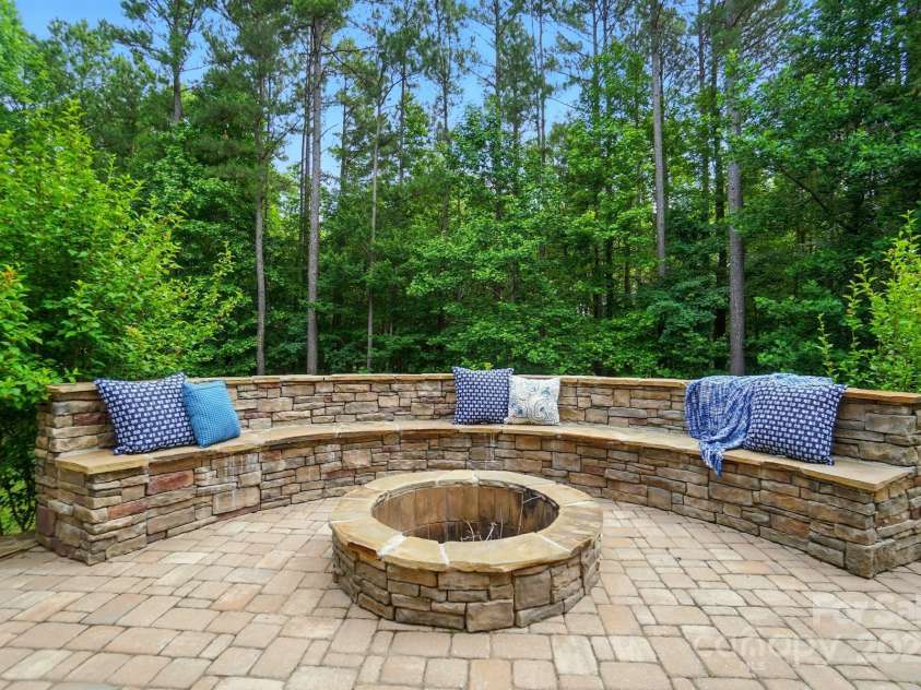 110 St Sophia Court, Mooresville, NC 28117.  MLS# CAR4266279, YatesRealty ID 19251. 