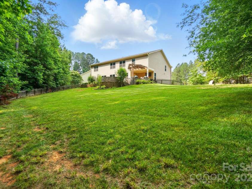 110 St Sophia Court, Mooresville, NC 28117.  MLS# CAR4266279, YatesRealty ID 19251. 