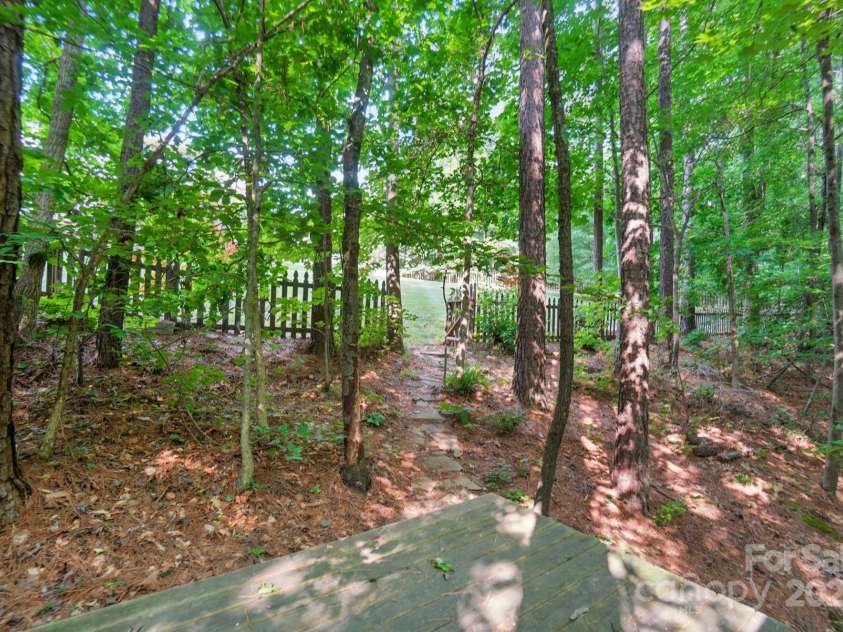 110 St Sophia Court, Mooresville, NC 28117.  MLS# CAR4266279, YatesRealty ID 19251. 