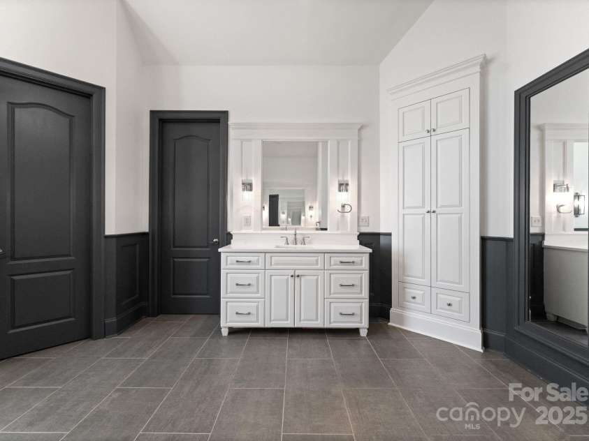 1108 Shinnecock Lane, Waxhaw, NC 28173.  MLS# CAR4267531, YatesRealty ID 19252. 