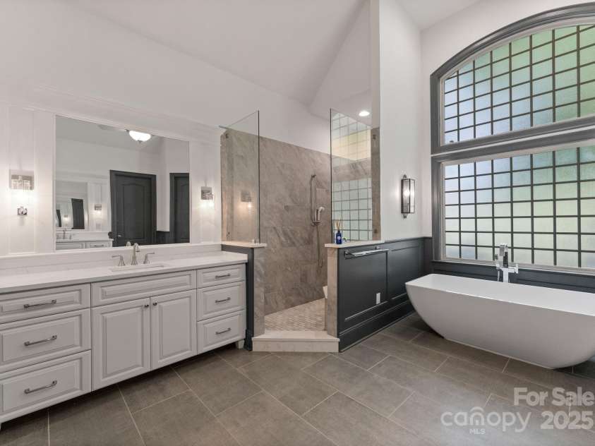 1108 Shinnecock Lane, Waxhaw, NC 28173.  MLS# CAR4267531, YatesRealty ID 19252. 