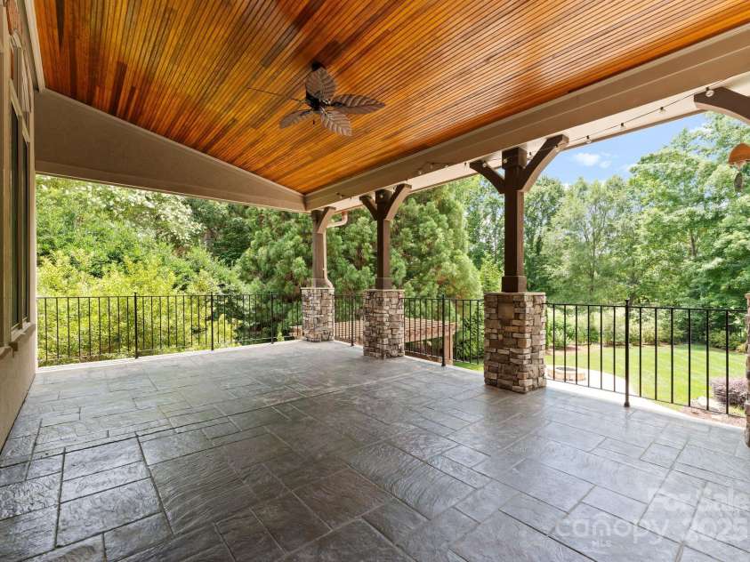 1108 Shinnecock Lane, Waxhaw, NC 28173.  MLS# CAR4267531, YatesRealty ID 19252. 