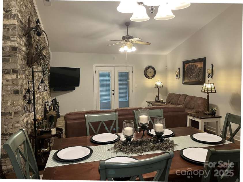 205 Wellington Hills Circle, Salisbury, NC 28147.  MLS# CAR4265156, YatesRealty ID 19253. 