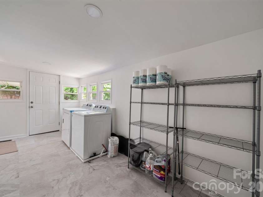 753 Carpenter Avenue, Mooresville, NC 28115.  MLS# CAR4377158, YatesRealty ID 19253. 