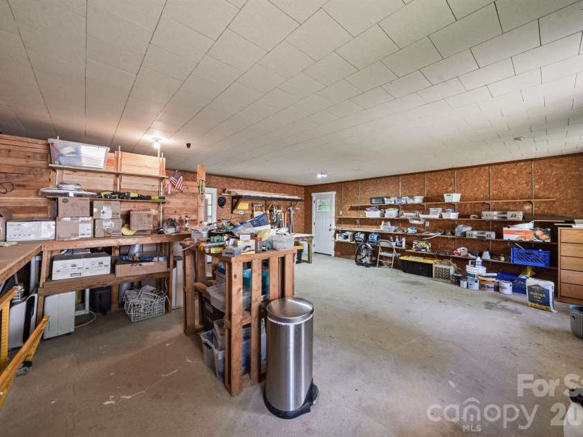 753 Carpenter Avenue, Mooresville, NC 28115.  MLS# CAR4377158, YatesRealty ID 19253. 