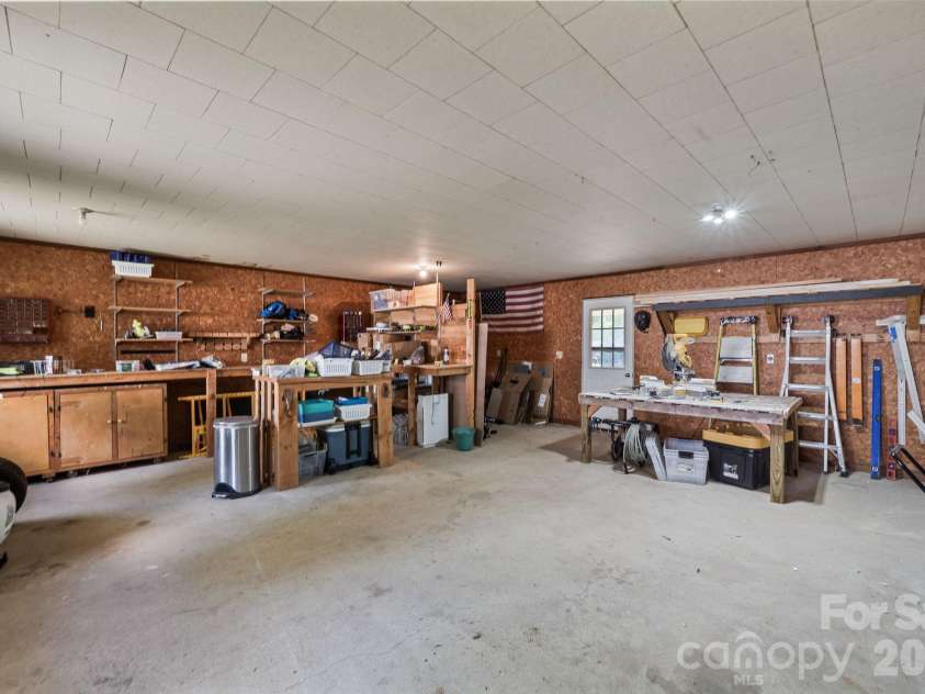 753 Carpenter Avenue, Mooresville, NC 28115.  MLS# CAR4377158, YatesRealty ID 19253. 