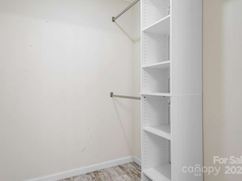 123 Pumice Drive, Statesville, NC 28625.  MLS# CAR4246160, YatesRealty ID 19254. 