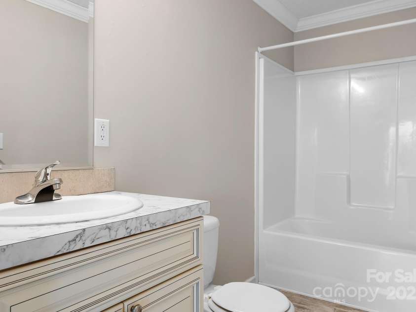 123 Pumice Drive, Statesville, NC 28625.  MLS# CAR4246160, YatesRealty ID 19254. 