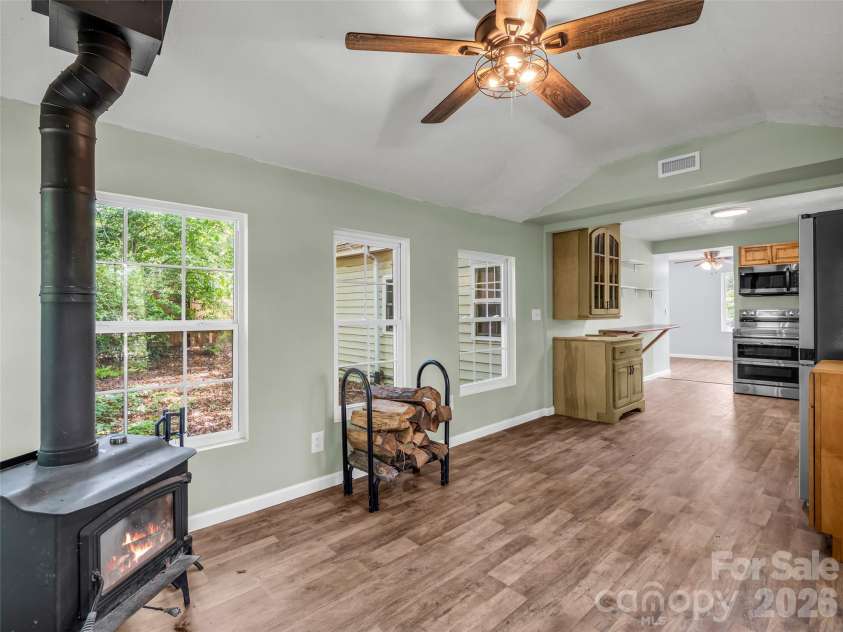 1916 Old Spartanburg Road, Hendersonville, NC 28792.  MLS# CAR4378885, YatesRealty ID 19254. 