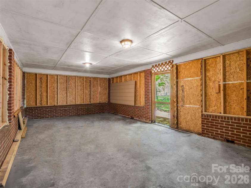 1916 Old Spartanburg Road, Hendersonville, NC 28792.  MLS# CAR4378885, YatesRealty ID 19254. Storage Area