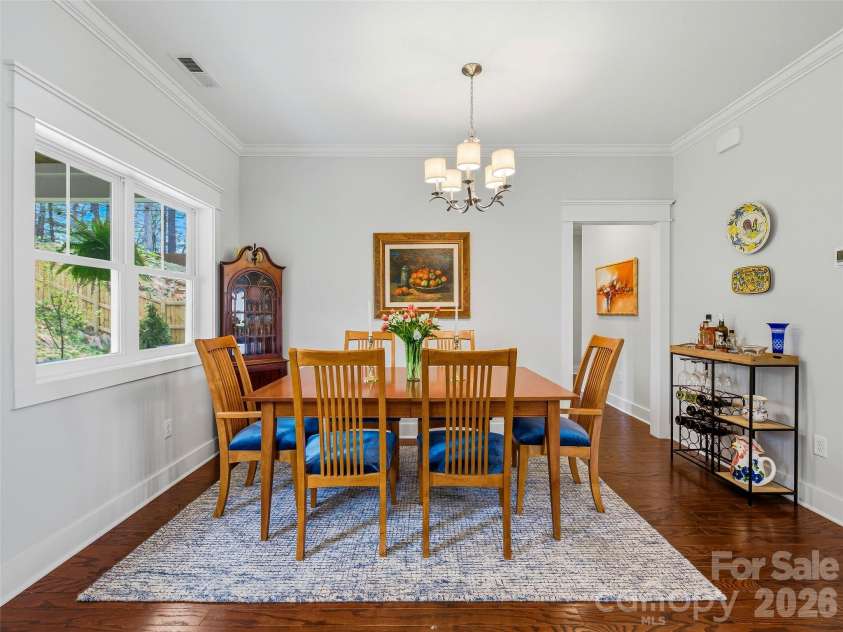 205 Weybridge Drive, Arden, NC 28704.  MLS# CAR4366273, YatesRealty ID 19255. Dining Area right off the kitchen