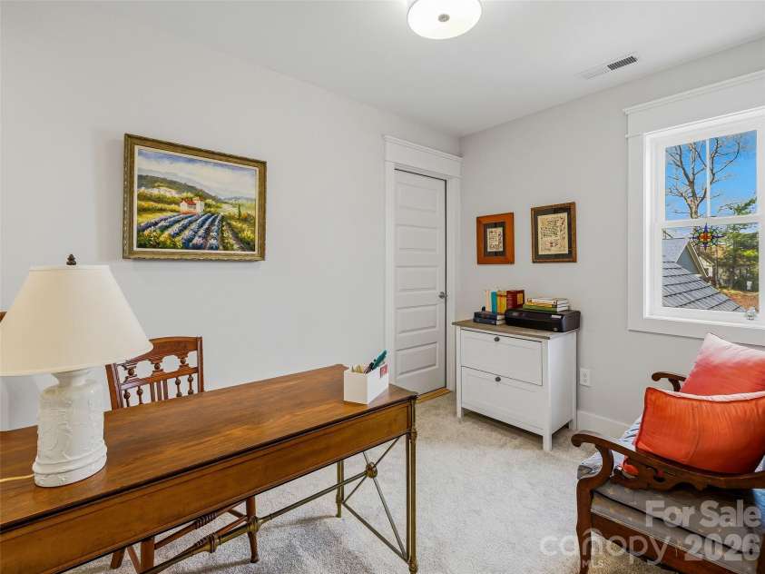 205 Weybridge Drive, Arden, NC 28704.  MLS# CAR4366273, YatesRealty ID 19255. Upstairs landing flex space