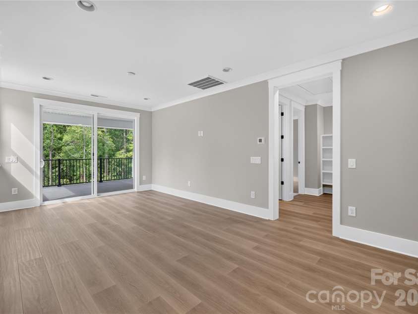 10934 Old Ravine Trail, Huntersville, NC 28078.  MLS# CAR4334775, YatesRealty ID 19256. Loft