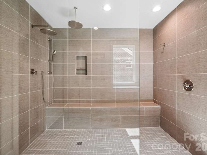 10938 Old Ravine Trail, Huntersville, NC 28078.  MLS# CAR4334825, YatesRealty ID 19257. Primary shower